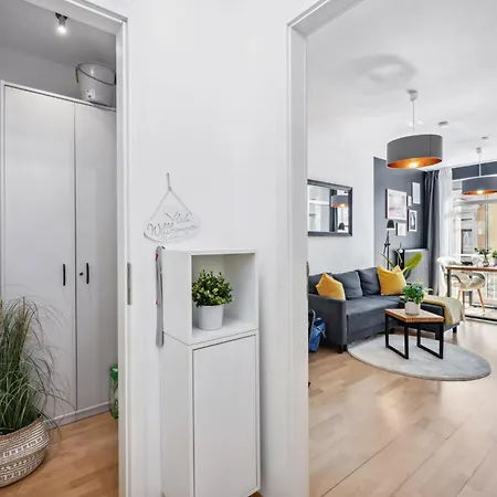 Traber Gemuetlich Zentral Parkplatz Apartment *